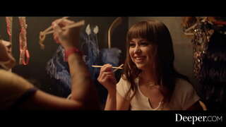 گہری. شہوانی ، شہوت انگیز babes ویڈیو سے لطف اندوز بھاڑ میں جاؤ ہم جنس پرست