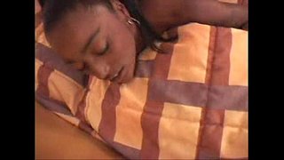 Ĺ�木的大学女孩获取性交在酒店业余的自制的色情视频