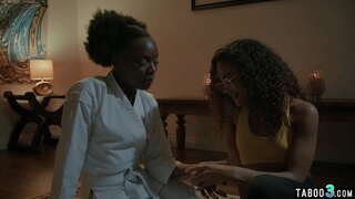 Ű�波连乌青少年舔手指彼此