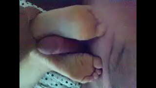 Супруга досадан ногу...