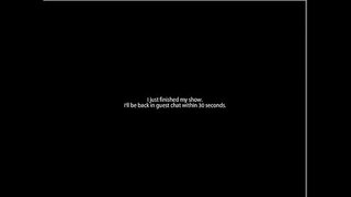 Sexy Redhead Ludas kun Glaso Dildo On Cam