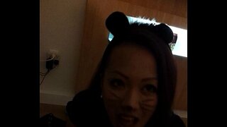 Une fête d'Halloween salope