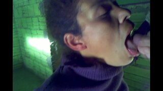 ���શ્લીલ એક બ્રાન્ડ નવી વરસાદ માં લેવા, એક લોડ ના મોં માં વિર્ય નાંખવુ