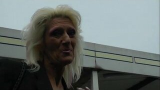 Бабуляез выпендриваться