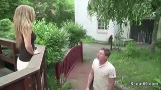 ���োট, পাতলা, দুর্দশা হার্ডকোর দ্বারা বাড়িওয়ালা কারণ ঋণ 