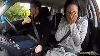 Sess Sade Żdied bl-għadam mill-għalliem