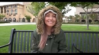 BLONDÝNKA 19 LET SOULOŽÍ NA PRVNÍM RANDE