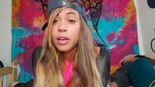 DUERCH D &#039; INTERAKTIOUN MAT DE FANS,