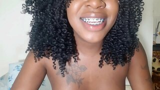 Кіруючыся мастурбаваць