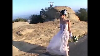 ���ु: खी तरुण पत्नी सोडून देतो काही प्रमुख मग द्वारे nailed दोन kindhearted smoothers